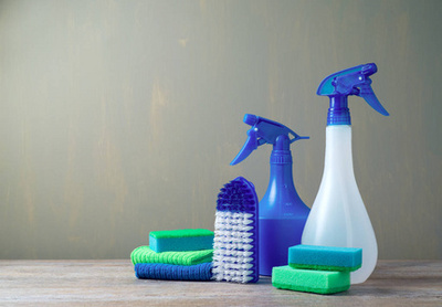 高效家居清洁 现代化设备与实用用品的完美搭配